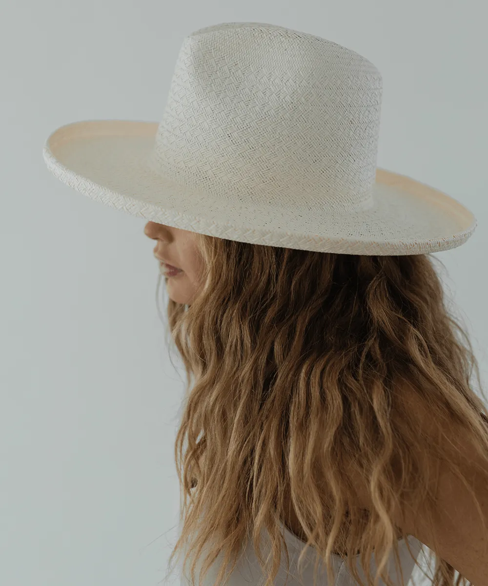 Cara Loren Straw Hat - White BLEMISHED