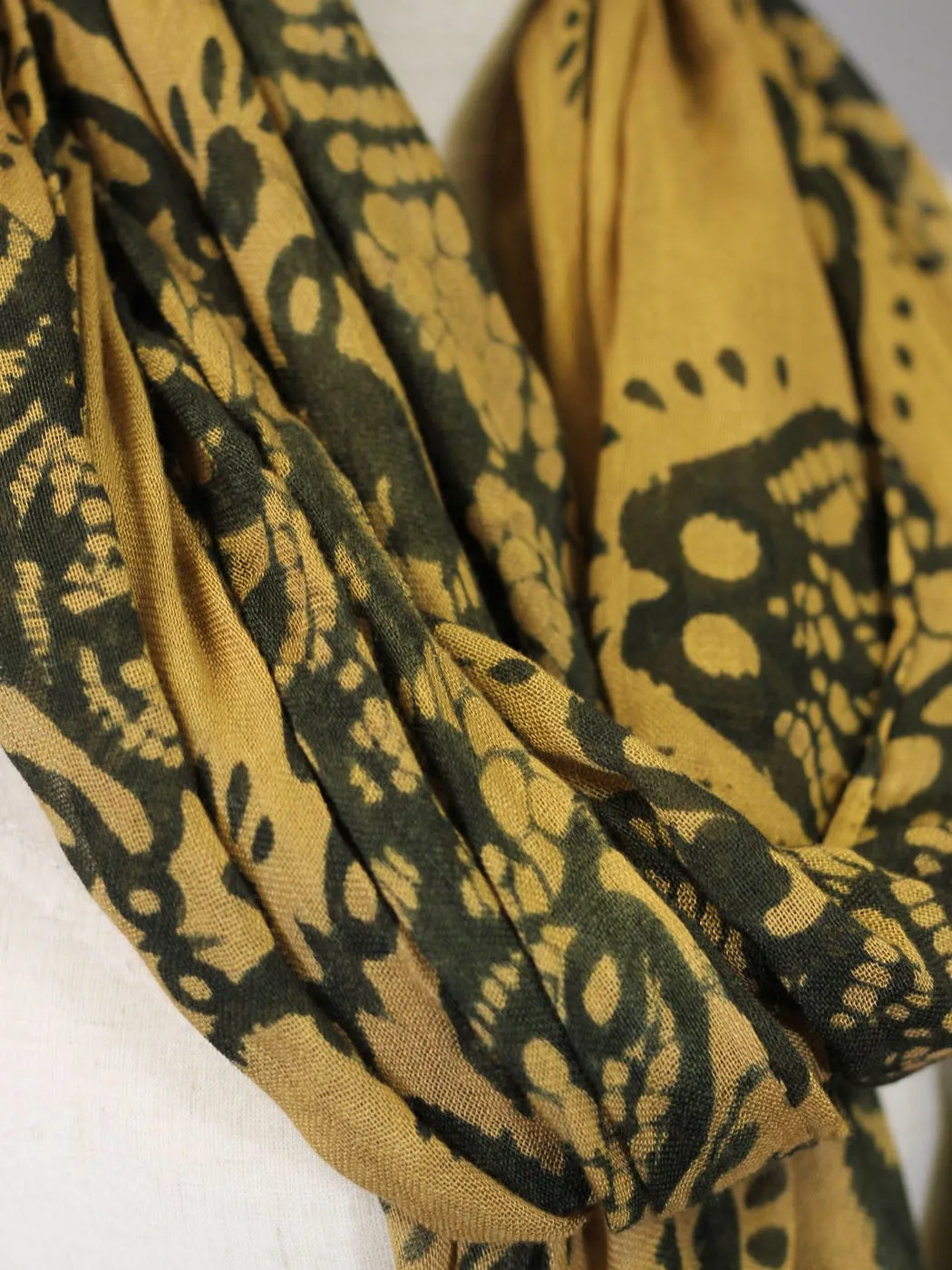 Gentle Fawn Arista Brown Butterscotch Print Twisted Fringed Fashion Scarf